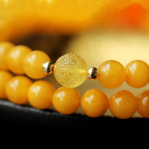 Longyin Beeswax Bracelet Amber Bracelet for Women and Men Raw Mineral 108 Rosary Beads Handmade with Nanhong Birthday Gift YJ 6mm