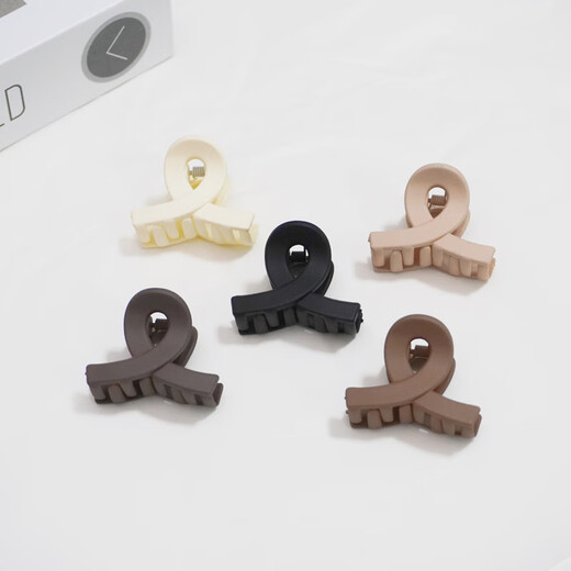 Sha Yanqian's short perm hairpin for short hair and long transitional period device small grabber hairpin for the back of the head, half-tied hair style, suitable for small hair volume, coffee color