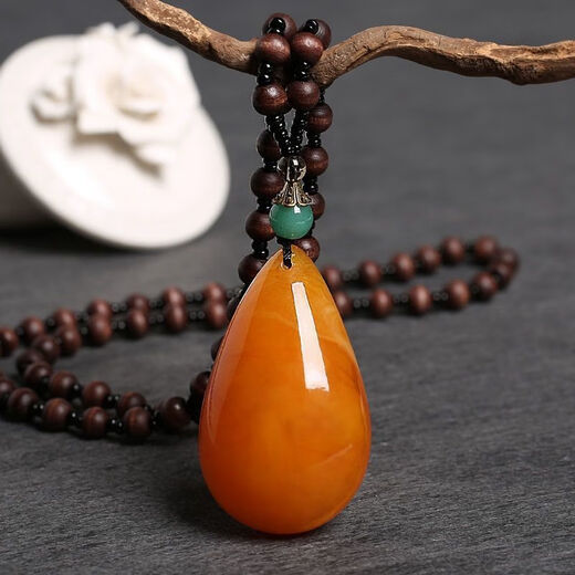 Fat Donglai same style beeswax pendant old color water drop long men and women ethnic style amber necklace chicken oil yellow square brand sweater old material beeswax water drop pendant