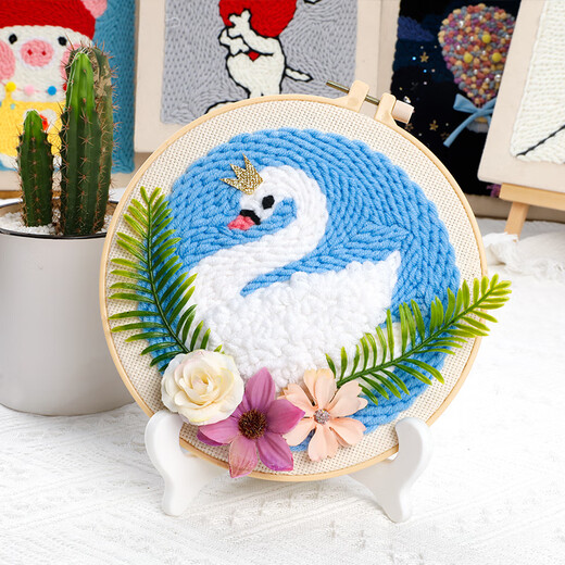 
CLCEY children's handmade DIY yarn poke embroidery material bag Russian embroidery poke embroidery school handmade lesson self-embroidery gift Little Red Riding Hood + adjustable poke needle ++ wooden stand