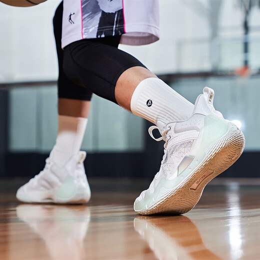 Jordan QIAODAN FANG PRO SE professional practical basketball shoes men's shoes QIAODAN technology rebound shock-absorbing sports shoes men Jordan white/gold (Wu Qian MVP color) 42