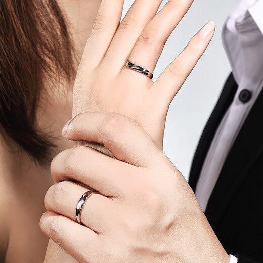 Pt.Charm platinum ring for men and women, platinum pt950 for couples, simple live mouth, adjustable Valentine's Day gift for girlfriend. If it is not in stock, please contact customer service to customize the couple's ring. A pair of 6.1-6.3 grams.