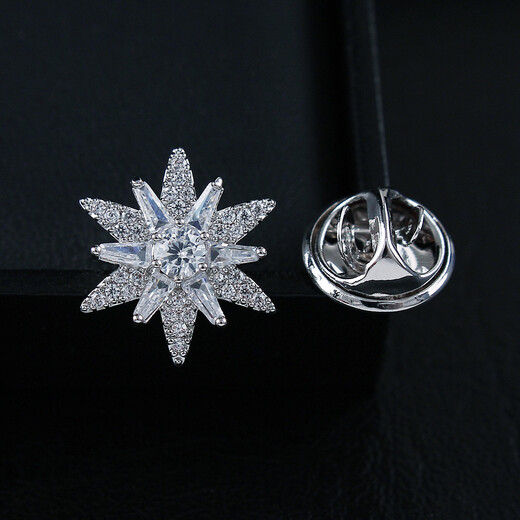 Qianbaolai Xiao Zhan's same style small snowflake brooch men's suit business light lock button decorative shirt collar pin silver gift box