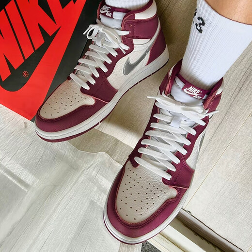 Nike (Nike) AJ1 Herrenschuhe und Frauenschuhe Air Jordan High1 Shadow Black Grey High Top Retro Wear-Resistant Sport Basketball Schuhe 575441/555088-611 Bordeaux Wine Red 36 Gs