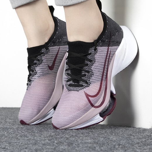 Nike (NIKE) women's shoes new Air Zoom cushioning sports lightweight breathable non-slip marathon training running shoes CI9924-004 black and red 36