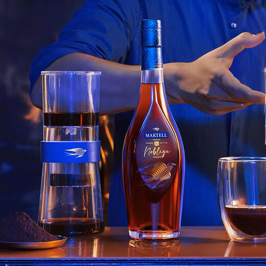 马爹利（Martell） VSOP 干邑白兰地 洋酒 法国进口 送礼佳选 名士 750mL 1瓶 +50ml