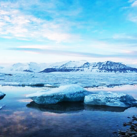 Iceland 10 days and 7 nights group tour + all-inclusive tour from all over the country + Blue Lagoon hot spring + Jökulsárlón glacier lagoon + Vatnajökull glacier hiking + whale watching at sea + crater lake Iceland group tour