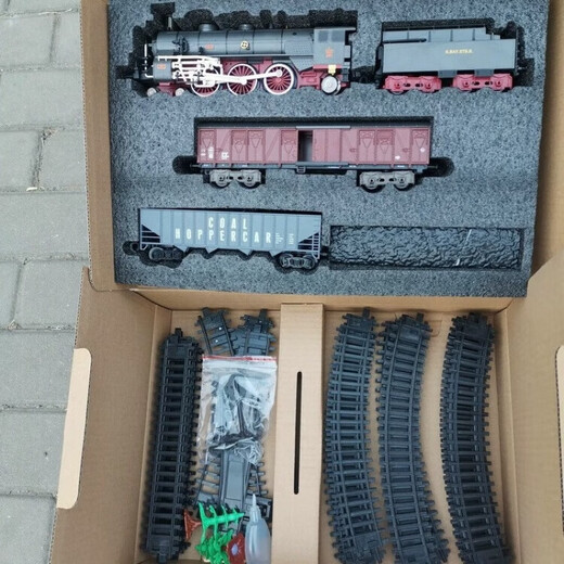 Aole Alliage Machine à Vapeur Fumer Rétro Piste Simulation Électrique Petit Train Modèle Ensemble pour la Journée des Enfants Jouer Alliage Vapeur Fumer Train Ensemble + Pack Supplémentaire avec Kit de Charge