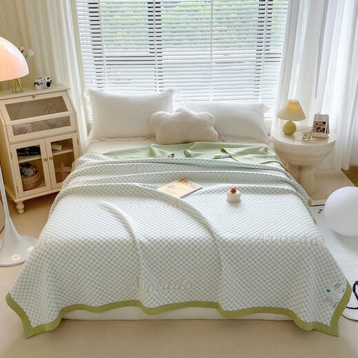 Yalu Class A towel quilt three-layer yarn summer blanket baby air-conditioning blanket sofa nap bed small blanket Elegant Class A mother and baby grade skin-friendly and soft 150*200cm three-layer yarn knitted cotton