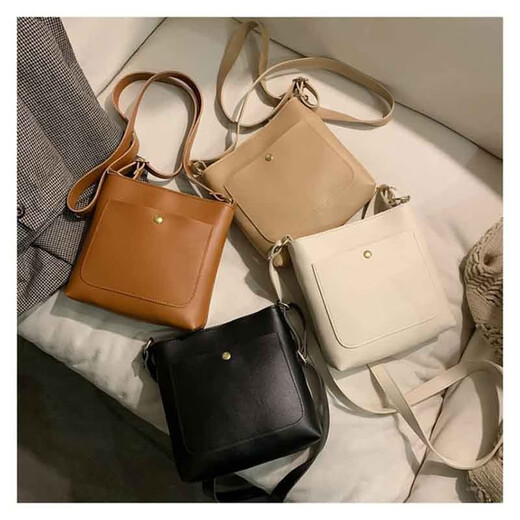 QUEEN TRIP popular texture crossbody niche women's bag 2023 new fashion single shoulder crossbody bag for women versatile ins small square bag trendy black