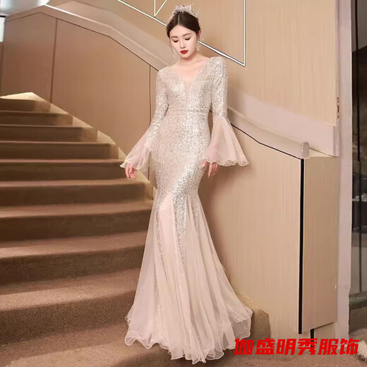 Swirling champagne color evening dress for women, high-end banquet style, light luxury, niche celebrity, host fishtail dress, champagne color L 170