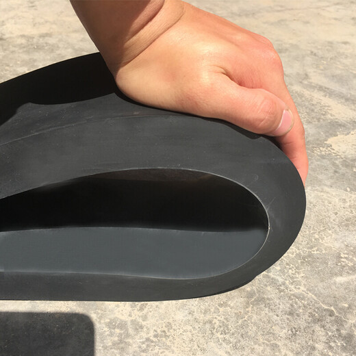 High elastic rubber pad thickened shock-absorbing pad water pump sound insulation pad rubber shock-absorbing pad block shock-proof pad 500mm*500mm*1 cm