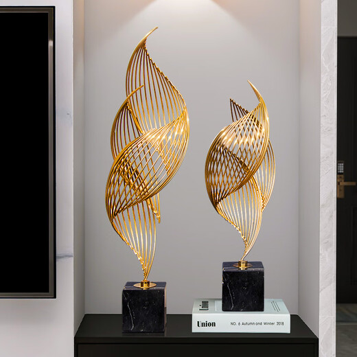 First sight of light luxury furnishings for the living room, office entrance cabinets, art metal furnishings, model room decorations, home crafts, Feng Sheng Shui Qi furnishings, a pair of marble models