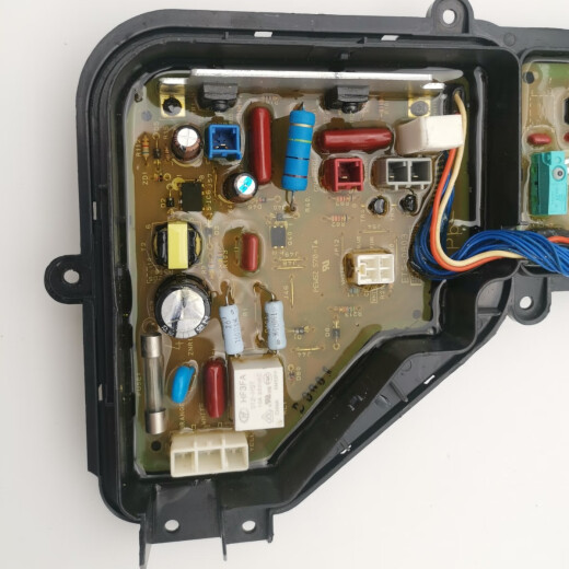 Lavadora totalmente automática Panasonic XQB75-Q710U Tablero de control Q711U T701U Válvula de entrada de agua de agua nueva Válvula de entrada de agua