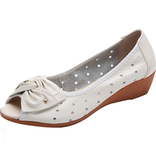 Shiyingwei Sandales en cuir féminin pour personnes d'âge moyen et âgées, bouche de poisson, semelle en cuir authentique d'été pour femmes Sole douce d'âge moyen de grandeur