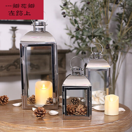 
Candlestick Candlelight Dinner European simple stainless steel light luxury candlestick ornaments golden silver windproof wind light romantic 6629 silver