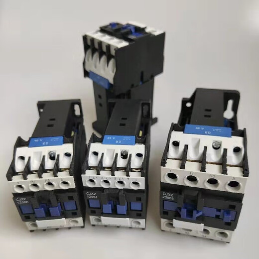 Yue Changsheng CJX2-25004 Zwei normalerweise geöffnete zwei normalerweise geschlossene 25004 12004 12004 95004 DC-Schütze DC24V CJX2-09 Normalerweise geöffnet DC24V