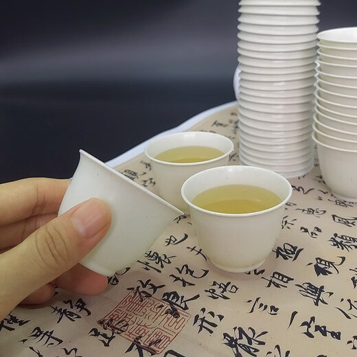 Jialiangjie disposable small tea cup rice husk thickened hard cup environmentally friendly food grade plastic cup for home office hospitality tea drinking commercial 60ml rice husk tea cup 1 pack (45 pieces)