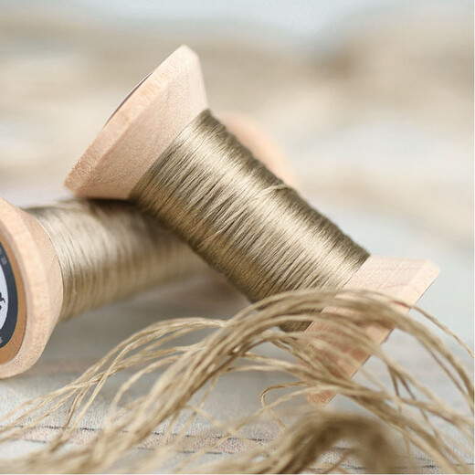 Other embroidery craftsmen embroidery thread handmade Su embroidery embroidery mulberry silk thread wrapped silk handmade embroidery spool green brown No. 6