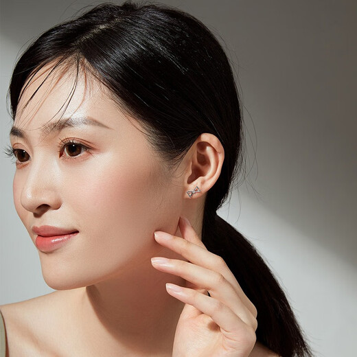 Liuguifu Jewelry Bow Earrings PT950 Platinum Earrings Earrings Earrings Women's E-commerce Special Birthday Gift 1.65g