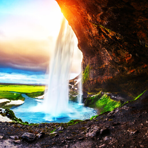 Iceland 10 days and 7 nights group tour + all-inclusive tour from all over the country + Blue Lagoon hot spring + Jökulsárlón glacier lagoon + Vatnajökull glacier hiking + whale watching at sea + crater lake Iceland group tour