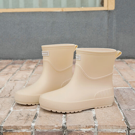 Xili 2023 new mid-tube rain boots for female internet celebrity mid-top waterproof shoes for adult kitchen anti-slip rubber shoes soft sole overshoes rain boots beige 37