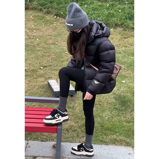 GARNUO black short down jacket for women winter white duck down 2025 new Korean style small hooded thickened bread jacket black M 106-120Jin Jin equals 0.5 kg