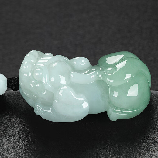 7000-Year-Old Jadeite Pixiu Pendant, Type A, Men’s and Women’s Jade Pendant, Comes with Identification Certificate