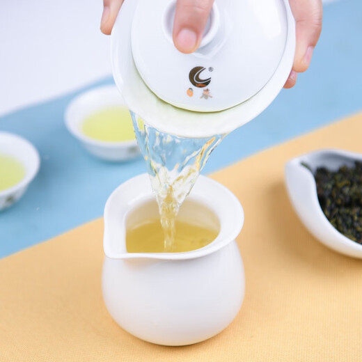 Richun Oolong Tea Tea Ghost Red Can Fujian Quanzhou Tieguanyin Fragancia Tipo de caja 250G Paquete