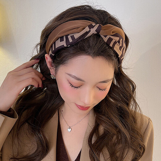 Xiang Wan Hairband Hairpin Color Matching Hairband Women's Face Wash Headband Retro Style High Skull Headband Outdoor Hair Accessories Crushed Hairpin