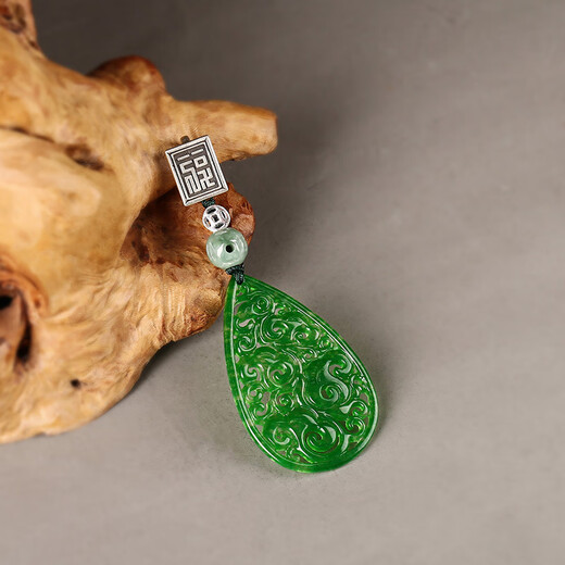 Ancient sayings and modern style, original cheongsam pressed placket, dry green hangings, Chinese clothing accessories pendants, antique style, showing taste