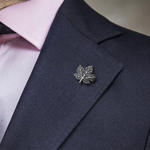 KFLK retro leaf brooch high-end lapel pin button collar corner buckle men's suit suit clothing accessories maple leaf badge silver black retro leaf K125 1 piece