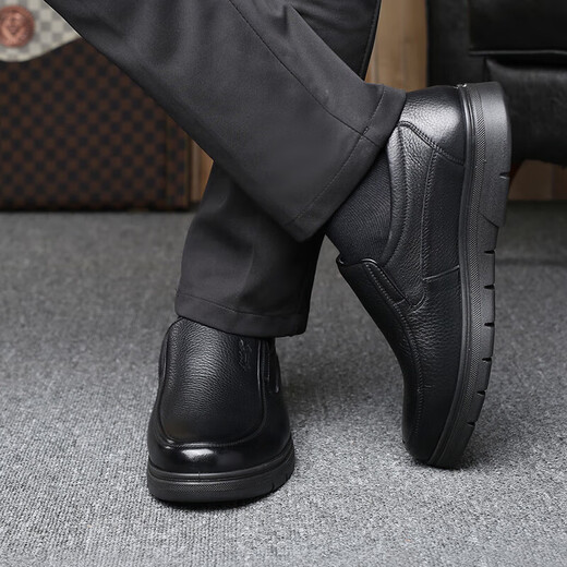 Chaussures en cuir de voiture classique pour hommes Chaussures en cuir souple de la boue de vache Sole sans glissement sans glissement et personnes âgées Pédales papa chaussures pour hommes lyc9901 noir [chaussures simples] 38