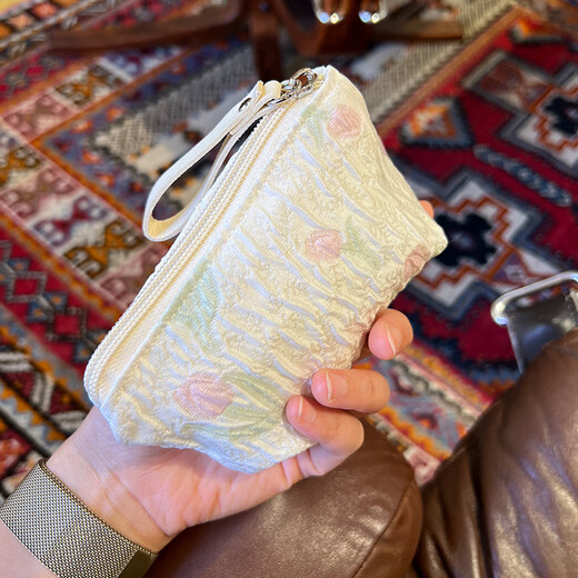 MIUCATCH美摘玫瑰花小小包卡包零钱蓝牙耳机化妆包小号迷你便携收纳软布袋 小小包-朵朵玫瑰黑底