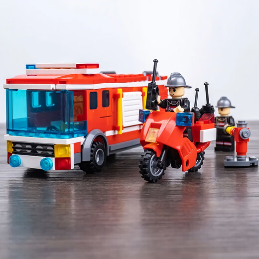 Harbin Games compatible with Lego fire truck building blocks and ladders fire fighting city series boy Yiyizhi assembled children's toys Firefighting and replacing team [687 pills]