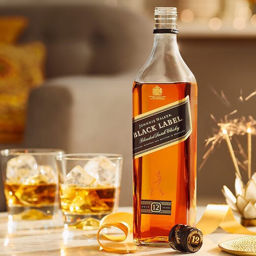 Johnnie Walker (Johnnie Walker) Scotland Bended Whisky Whisky Black Square Black Card Black 12 ans Highland Space Irey Island Bottle Original Imprimé Johnnie Walker Black Card 700 ml * 2 Bouteilles Nue