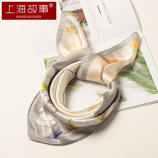 
Shanghai Story Silk Scarf Women's 100% Mulberry Silk Satin Small Square Scarf Gifts for Mom Birthday Scarf Gift Box Peony Rice Grey