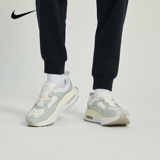Nike (NIKE) Taobo Sports Nike Women's AIR MAX BLISS sneakers replica shoes FB7170-111 FB7170-111 38