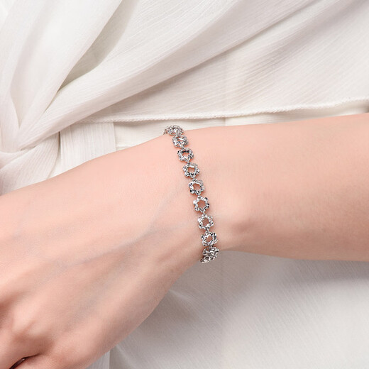 Yuan Shengfu's new PT950 fashionable hollow flower platinum bracelet, fashionable women's platinum bracelet, adjustable, 6.57 grams, length 16-18m adjustable