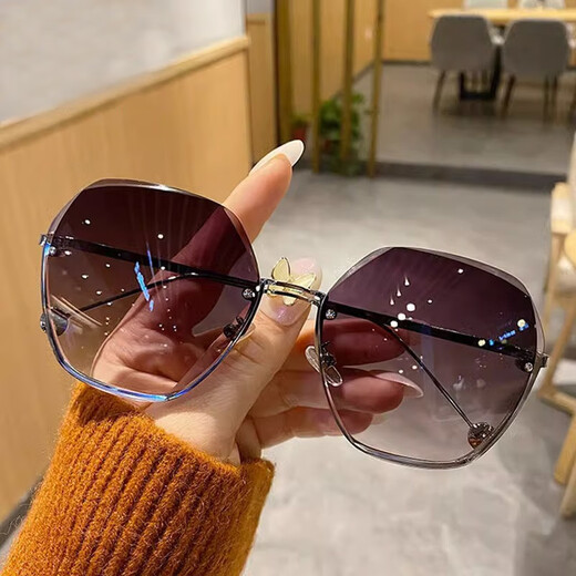 VOTREDAME sunglasses sunglasses girls' anti-ultraviolet polarization ins fashionable sun protection driving glasses black gold frame gradient gray