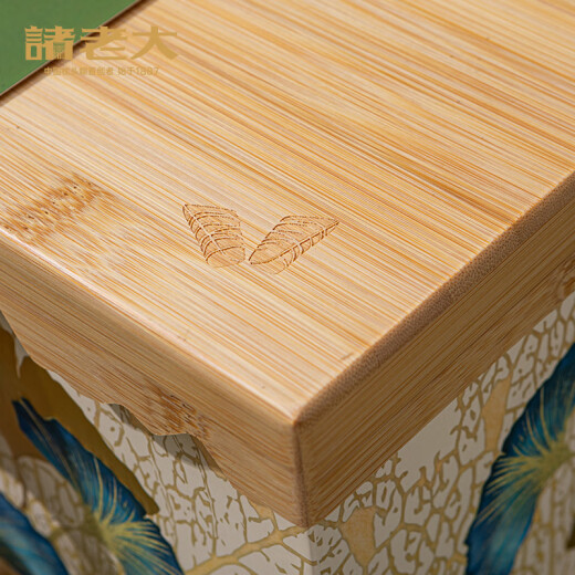 
Zhu Laoda’s Dragon Boat Festival Gift Gifts, Zongzi Gift Box, Pillow, Zongzi Intangible Cultural Heritage, Chinese Time-honored Brands Business Gift Group Purchase, All Things Apricot Fortune 1342g