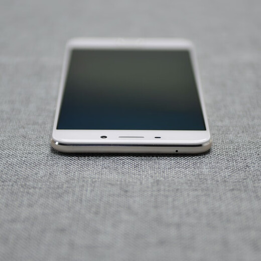 
OPPO R9 Android Second-hand mobile phone Photo phone Full network connection 4G Golden 4G+64G Full network connection 90% new
