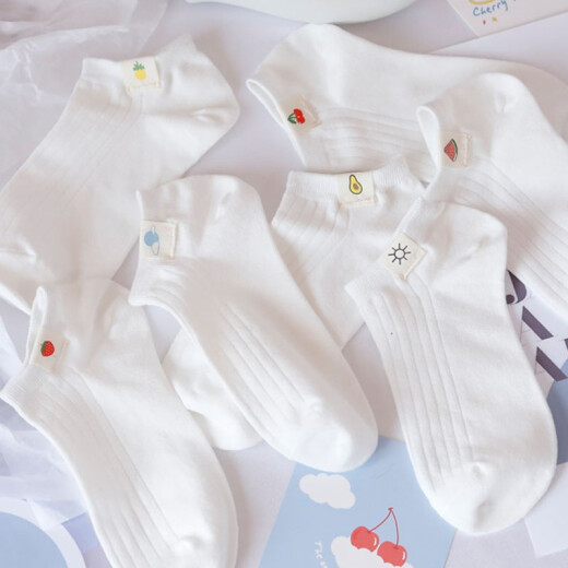Renlover thin socks ins trendy shallow mouth cotton women's socks Korean cute Japanese white low-waist boat socks with cloth label 7 pairs of white boat socks with cloth label 7 pairs one size