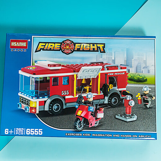 Harbin Games compatible with Lego fire truck building blocks and ladders fire fighting city series boy Yiyizhi assembled children's toys Firefighting and replacing team [687 pills]