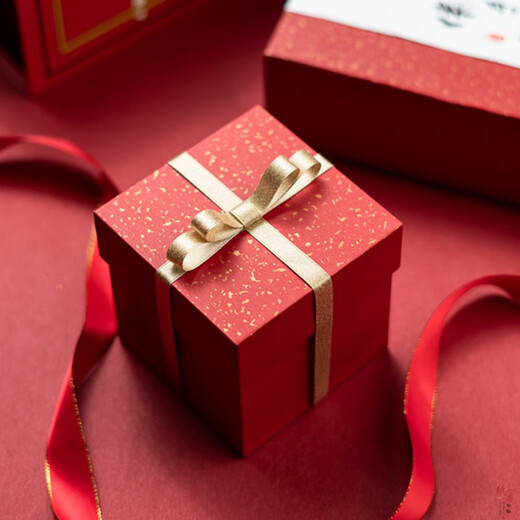Craftsman Gift Wrapping Paper with Ribbon New Year Gift Red Wrapping Paper Annual Party Sprinkle Gold Paper New Year's Day New Year's Eve