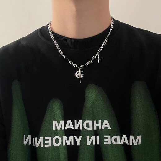 Qi Xiaomi necklace men's trendy niche high-end boys' clavicle chain hip-hop ins versatile titanium steel chain clothes pendant