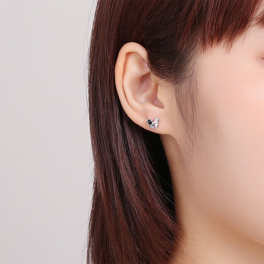 ZLF (ZLF) PT950 platinum earrings for women, simple and versatile Mandie earrings 1.87g