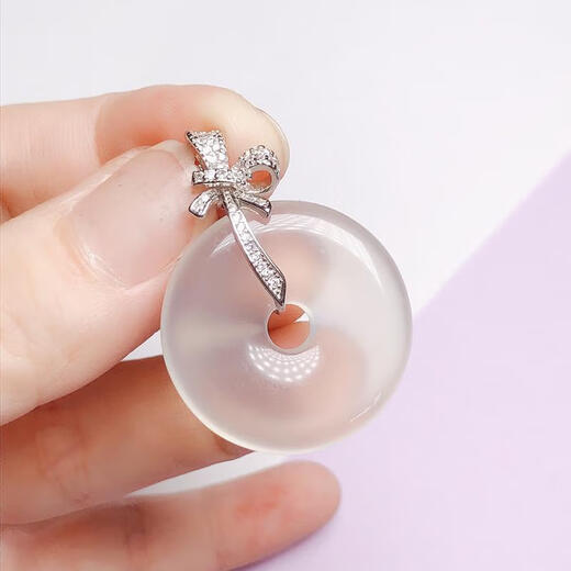 Nilan Fat Donglai same style 18k gold pendant buckle necklace peace buckle clip buckle jade Buddha jade hanging white gold