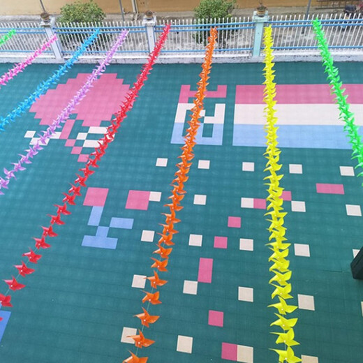 Yingrong Windmill Outdoor Dekoration Sport trifft Kindergärtnerin Kinder handgefertigtes Windmühlenspielzeug hängen Salon Vierblatt 7cm100 mit Stangen Siehe Hauptbild