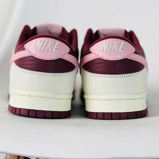 
Nike (NIKE) Dunk Low Casual Breathable Comfortable Slip Board Shoes Sports Casual Shoes Couple Shoes Panda Men's Shoes Women's Shoes DD1391-601 White and Red 39